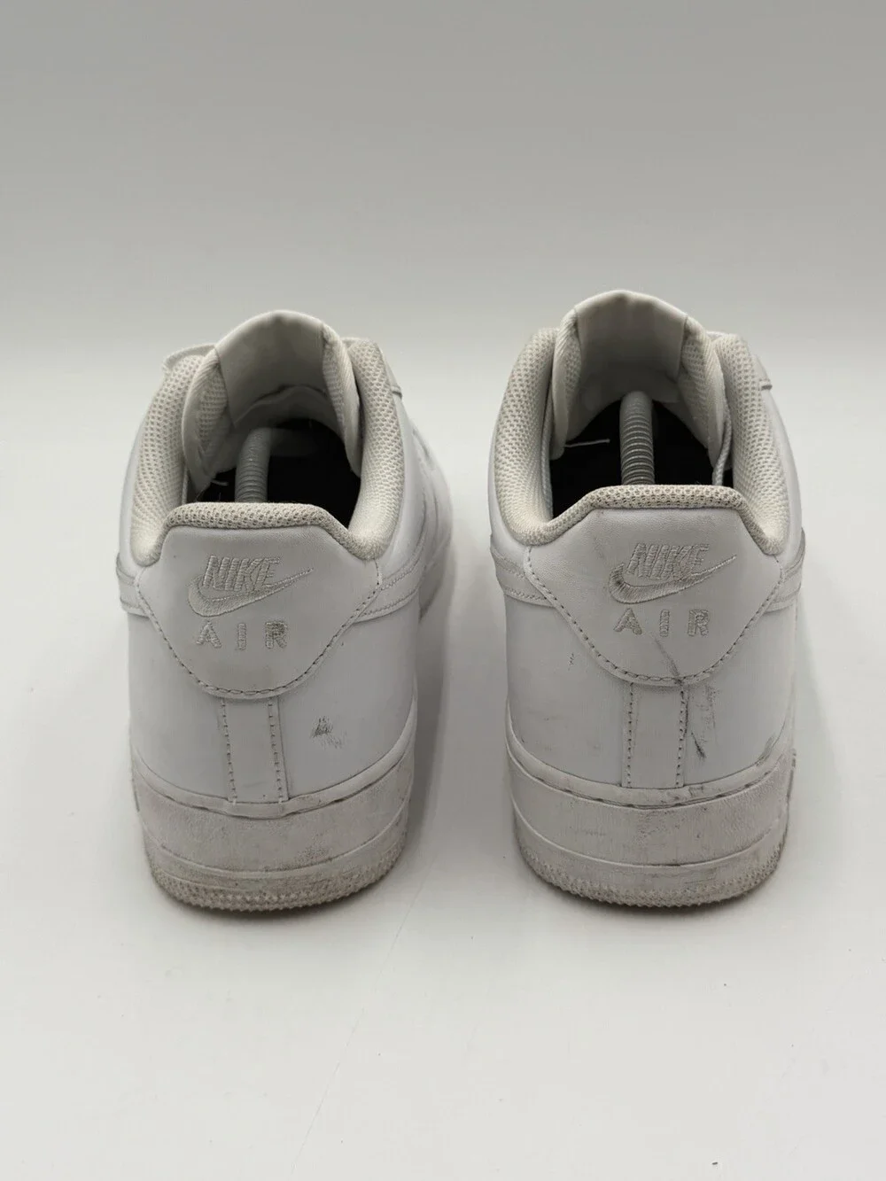 Nike Air Force 1 Men’s Size 11 White Sneakers Shoes CW2288-111